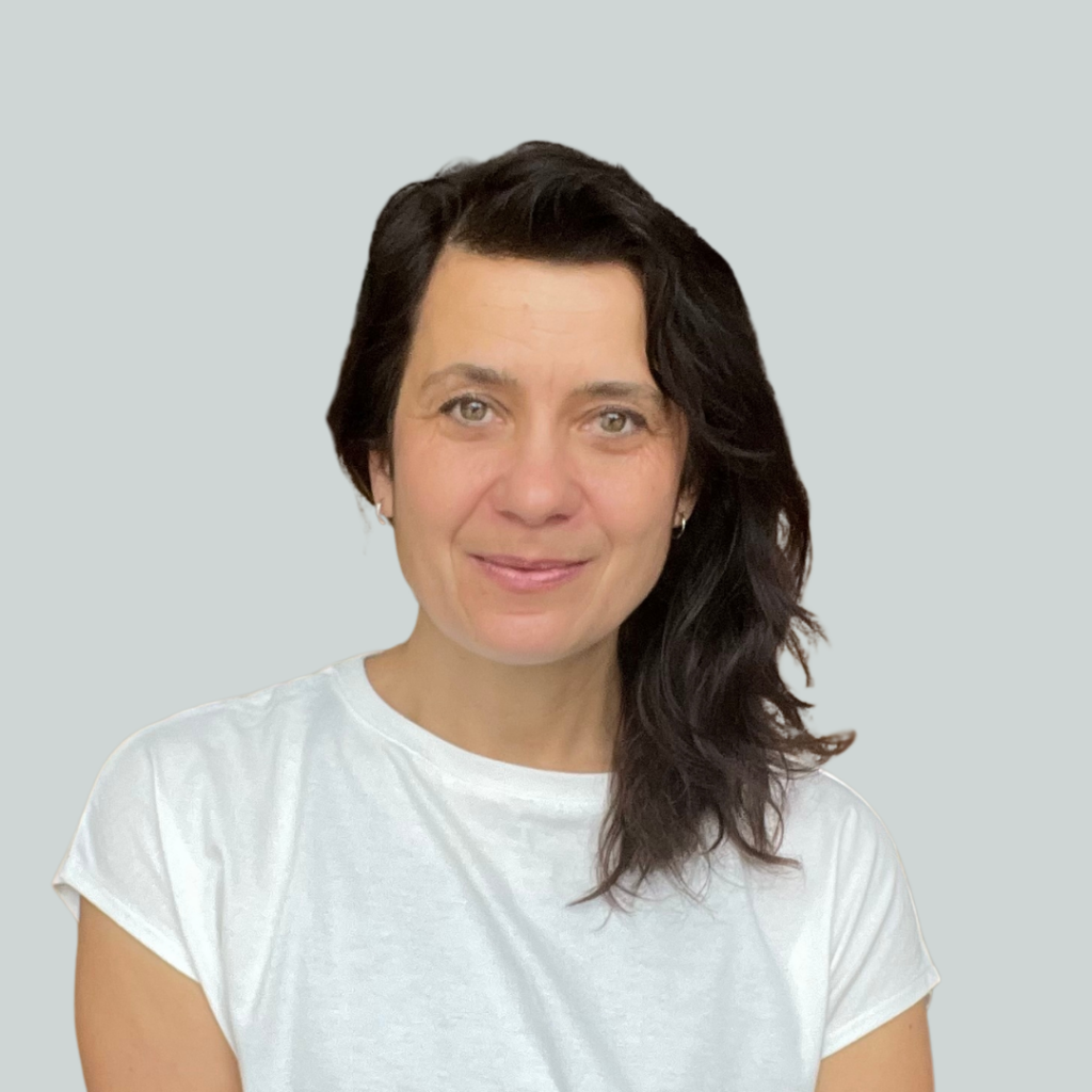 Toronto prenatal yoga instructor and doula